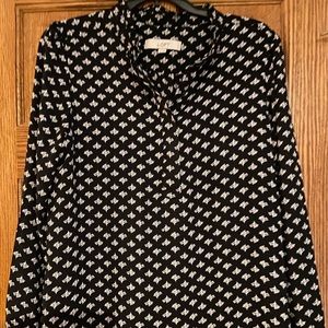LOFT LONG SLEEVE BLACK AND WHITE BLOUSE SIZE MEDIUM